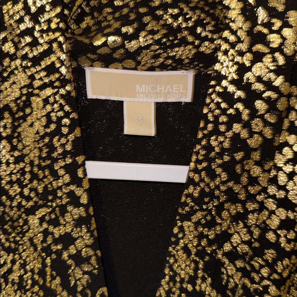 Michael Kors Metallic Snake-Print Blouse in Gold and Black plus size 2x - Picture 2 of 3